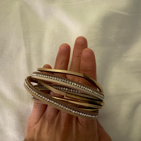 Women’s clasp bracelet - Picture 4 of 6